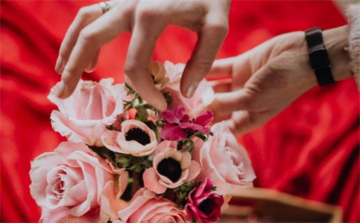 12月搬家黄道吉日查询攻略助你顺利搬家