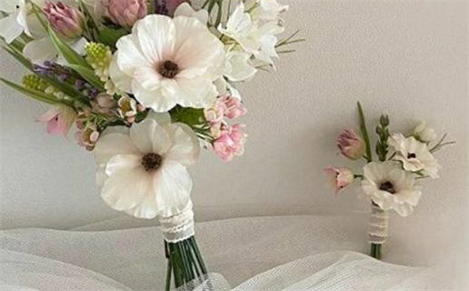 2027年01月12日领证黄历查询