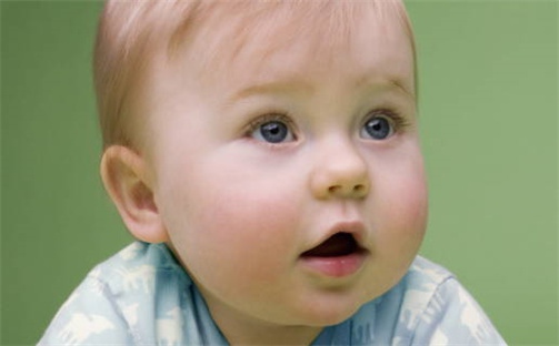 梁姓意境深远的男生名字