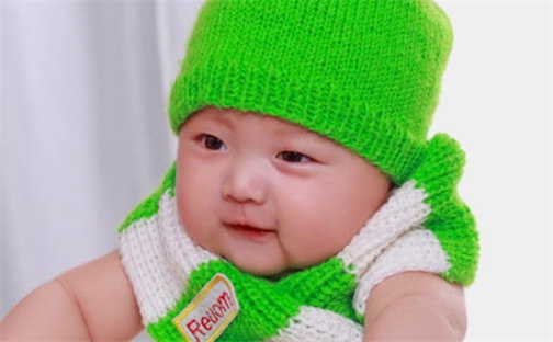 周姓女孩子取名