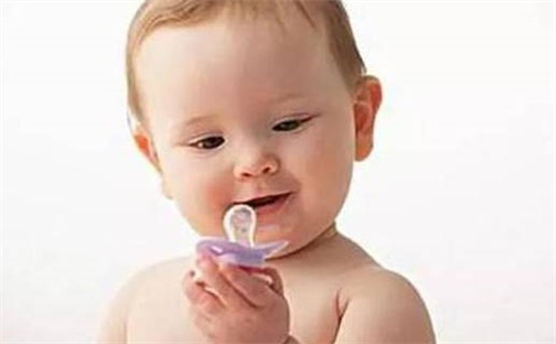 吴姓2026年08月03日出生的女宝宝取名，这样起名更有寓意