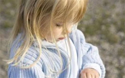 周姓女孩子取名